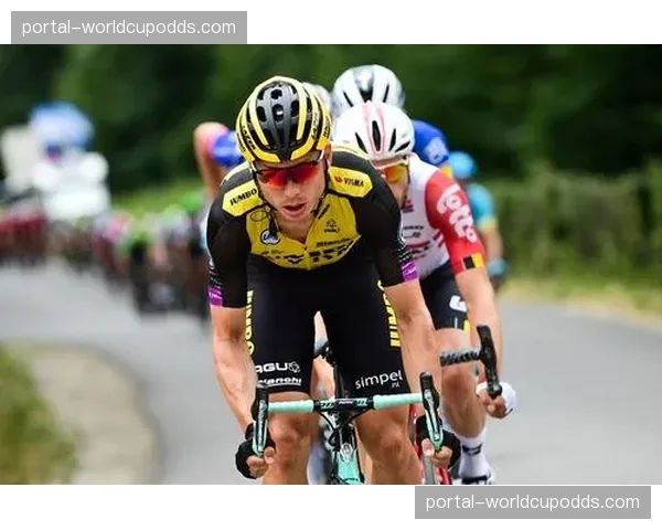 深度分析：珍宝车队在春季古典赛中的火车战术演变